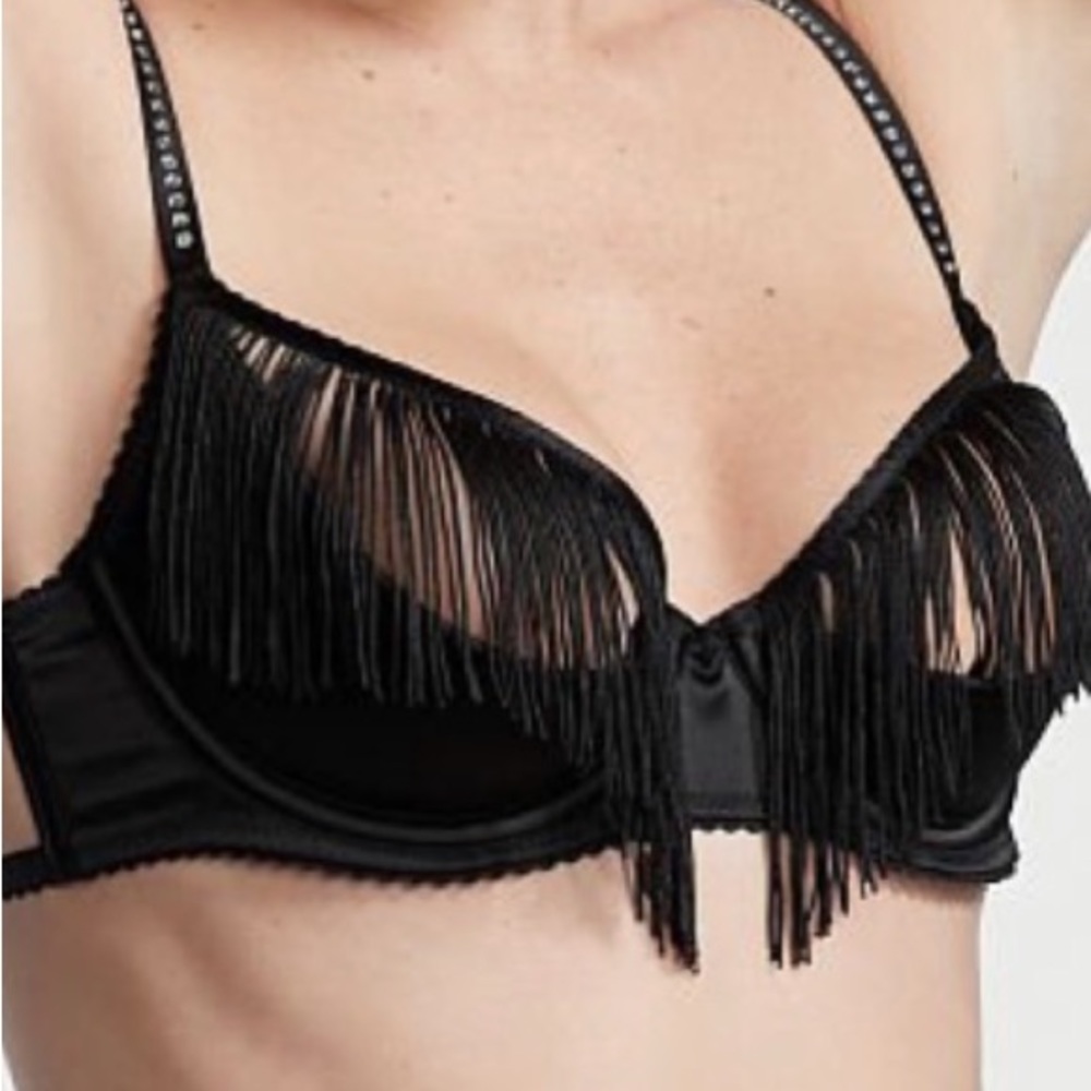 Victoria’sSecret Black Fringe Bra NWT size Medium